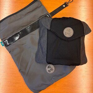 Trtl Travel Pillow: Cool edition with travel case